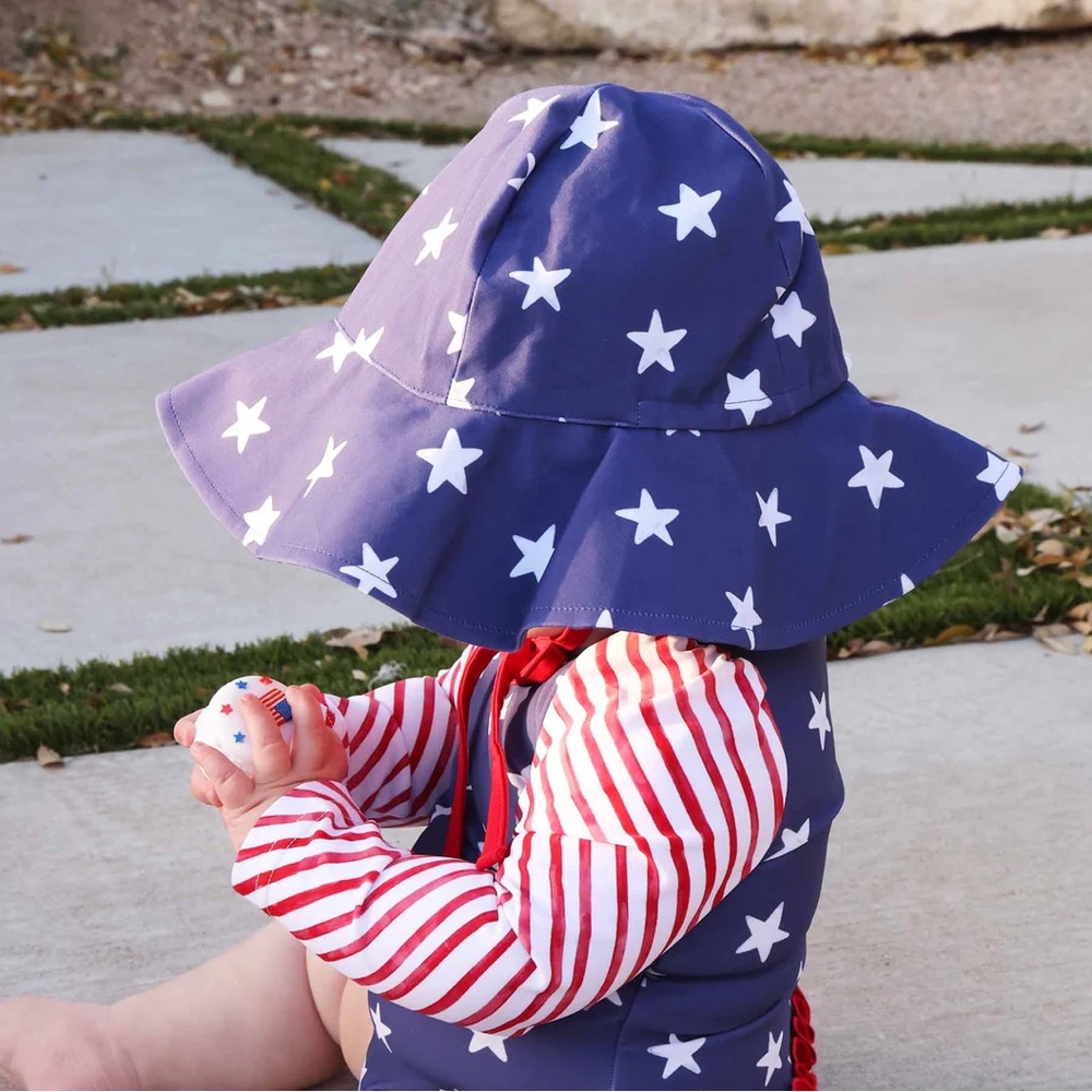 Caden Lane Navy Blue Sun Hat with White Stars